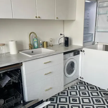 Nid Urbain Colmarien - 4 Personnes - Garage דירה קולמר